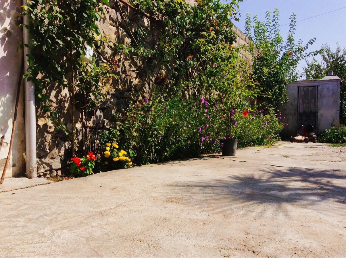 Bed and Breakfast House On Ashiq Cuma Street 8 Шеки Экстерьер фото